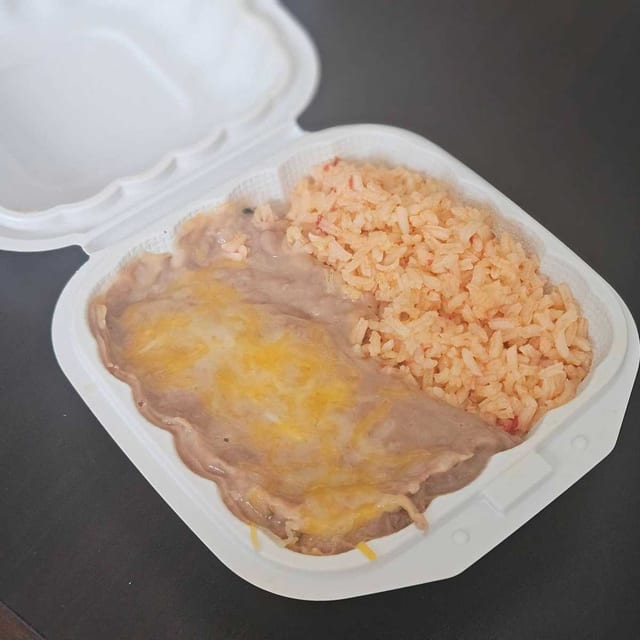 Side Rice & Beans.